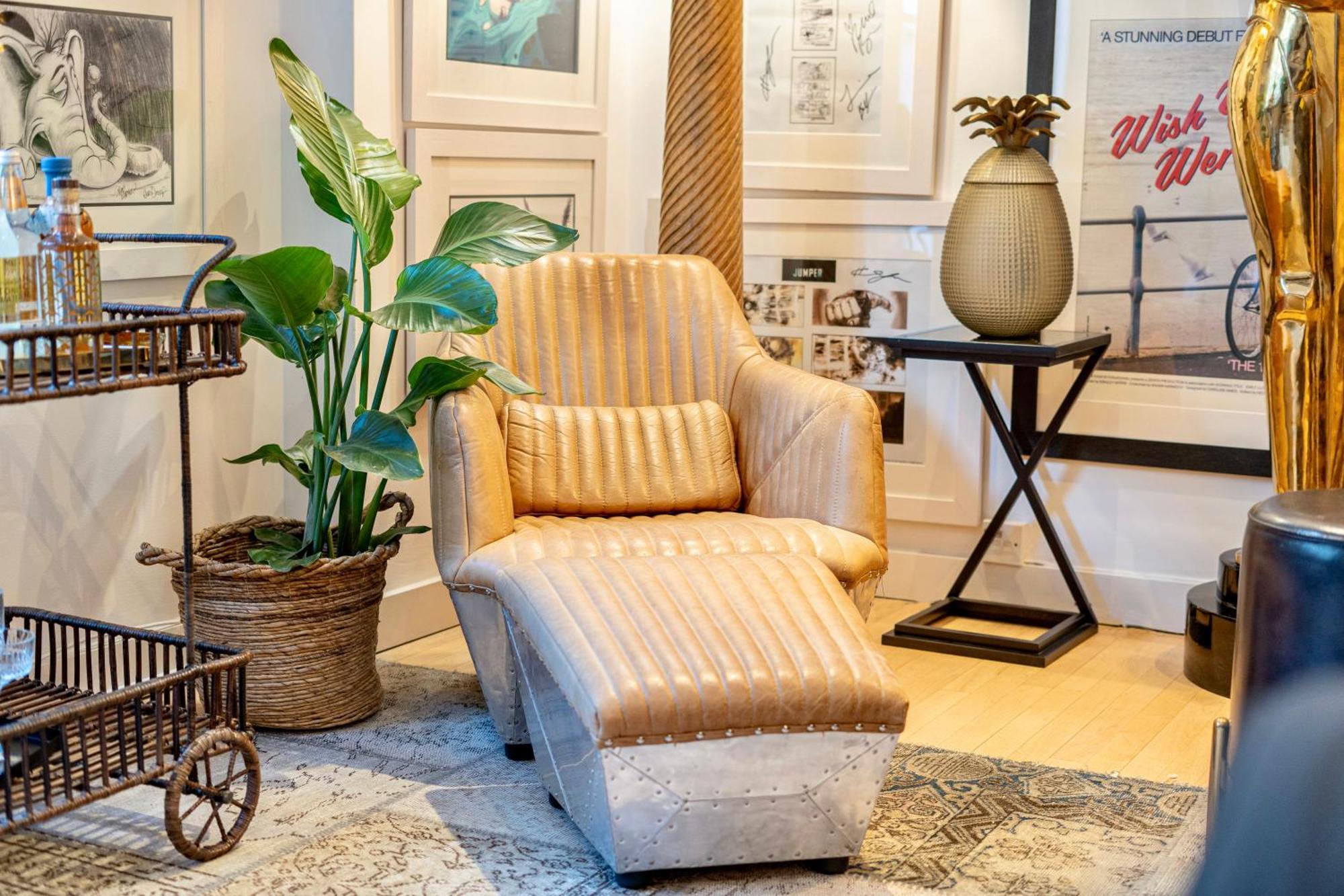 Spacious West End Duplex Apartment, W1 Central Londra Esterno foto