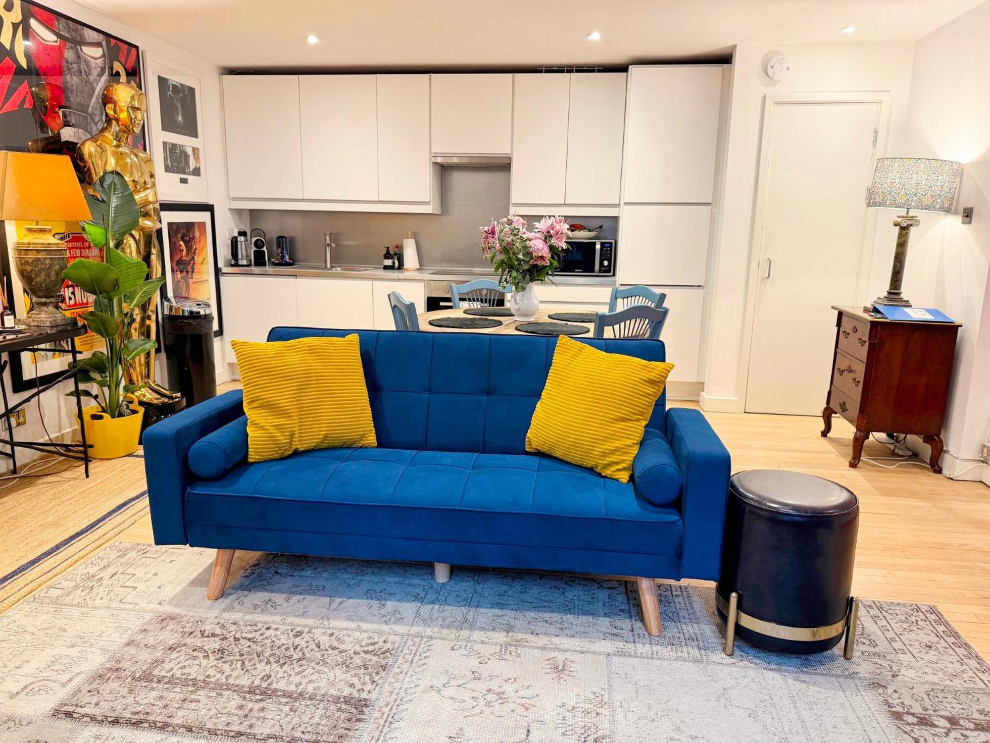 Spacious West End Duplex Apartment, W1 Central Londra Esterno foto